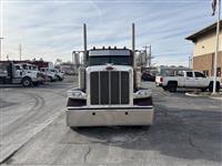 2022 Peterbilt 389