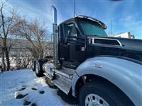 2021 Kenworth T880