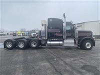 2015 Peterbilt 389