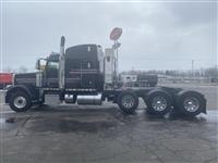 2015 Peterbilt 389