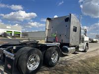 2022 Peterbilt 389