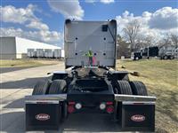 2022 Peterbilt 389