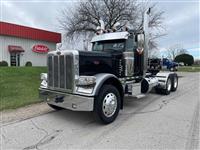 2023 Peterbilt 389