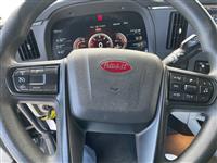 2025 Peterbilt 567