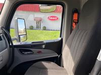 2025 Peterbilt 567