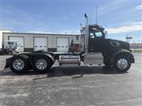 2025 Peterbilt 567
