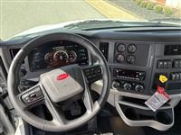2027 Peterbilt 579