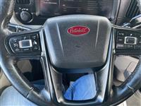 2025 Peterbilt 589