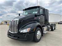 2027 Peterbilt 579