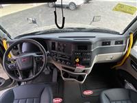 2027 Peterbilt 579