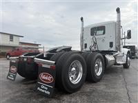 2027 Peterbilt 567