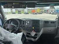 2025 Peterbilt 567