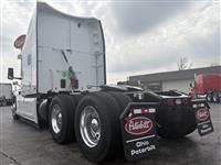 2027 Peterbilt 579