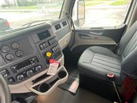 2027 Peterbilt 579