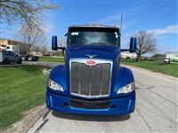 2027 Peterbilt 579