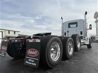 2027 Peterbilt 567