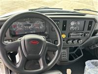 2025 Peterbilt 548