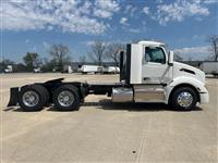 2027 Peterbilt 579