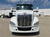 2027 Peterbilt 579