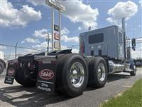 2027 Peterbilt 589