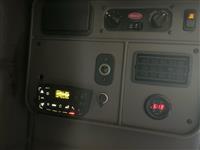 2022 Peterbilt 389