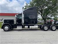 2022 Peterbilt 389