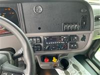 2022 Peterbilt 389