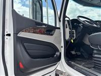 2027 Peterbilt 589