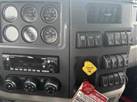 2027 Peterbilt 567