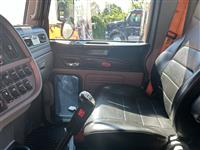 2021 Peterbilt 389