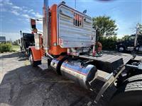 2021 Peterbilt 389