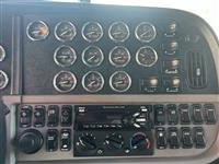2021 Peterbilt 389