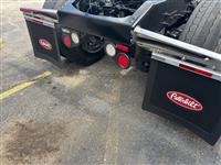 2023 Peterbilt 389