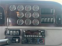 2022 Peterbilt 389