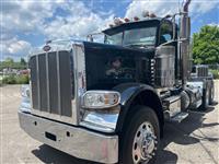2022 Peterbilt 389