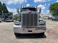 2022 Peterbilt 389