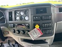 2027 Peterbilt 567
