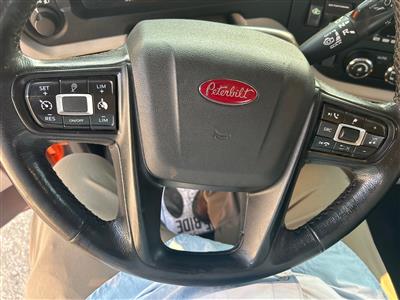 2025 Peterbilt 589