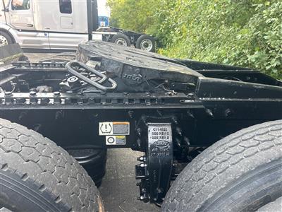 2024 Peterbilt 389