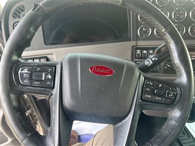 2024 Peterbilt 389