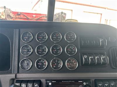 2024 Peterbilt 389