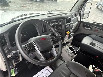 2027 Peterbilt 567