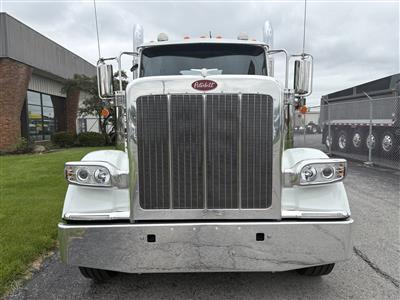 2027 Peterbilt 589