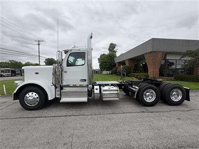 2027 Peterbilt 589