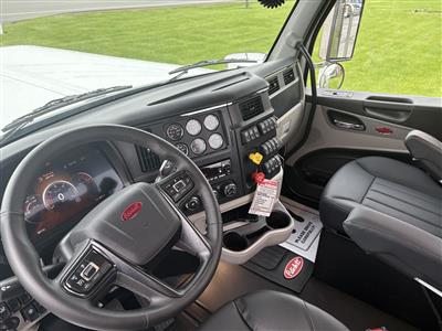 2027 Peterbilt 589