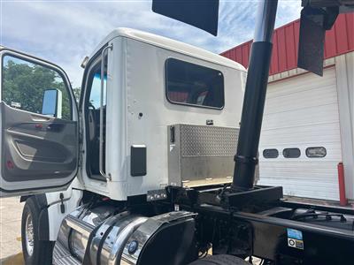 2021 Peterbilt 567
