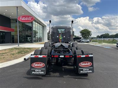 2027 Peterbilt 567