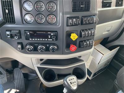 2025 Peterbilt 567