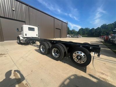 2025 Peterbilt 567