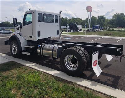 2027 Peterbilt 548